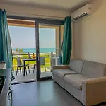 Apartment Stile E Comfort Sul Mare By Host Hero