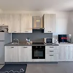 Apartment Stile E Comfort Sul Mare By Host Hero *