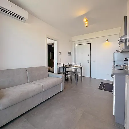 Apartment Stile E Comfort Sul Mare By Host Hero