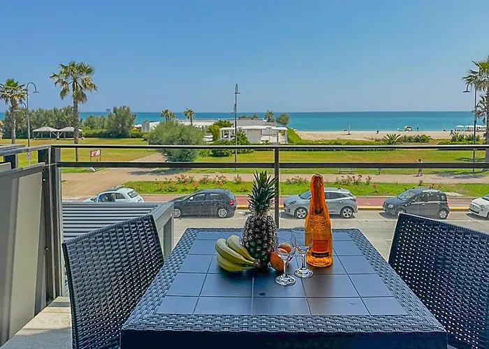 Appartamento Stile E Comfort Sul Mare By Host Hero *